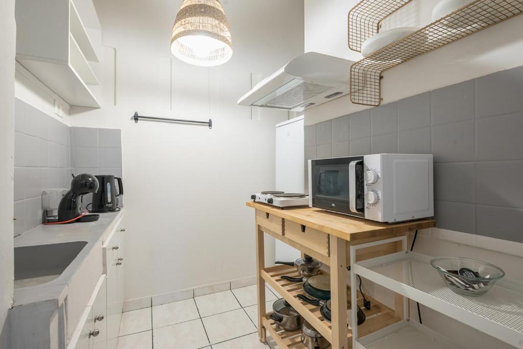 Pame Rentals - 2Bd Home, 4 Min To Acropolis Athena Bagian luar foto