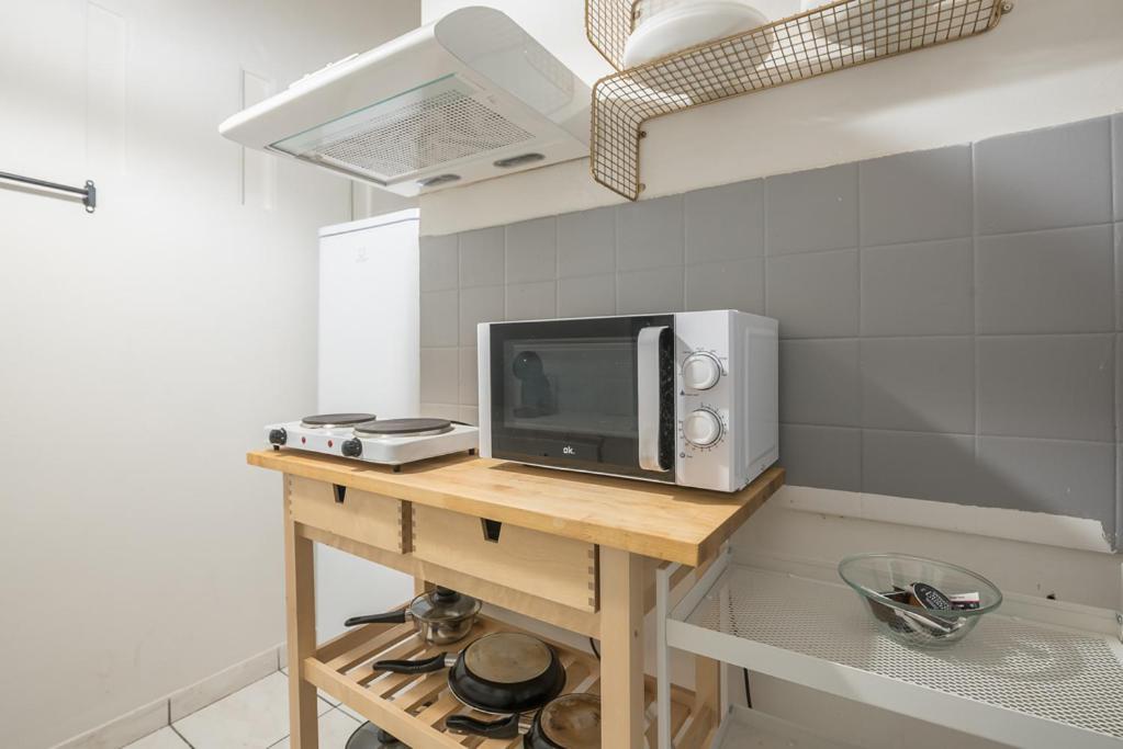Pame Rentals - 2Bd Home, 4 Min To Acropolis Athena Bagian luar foto