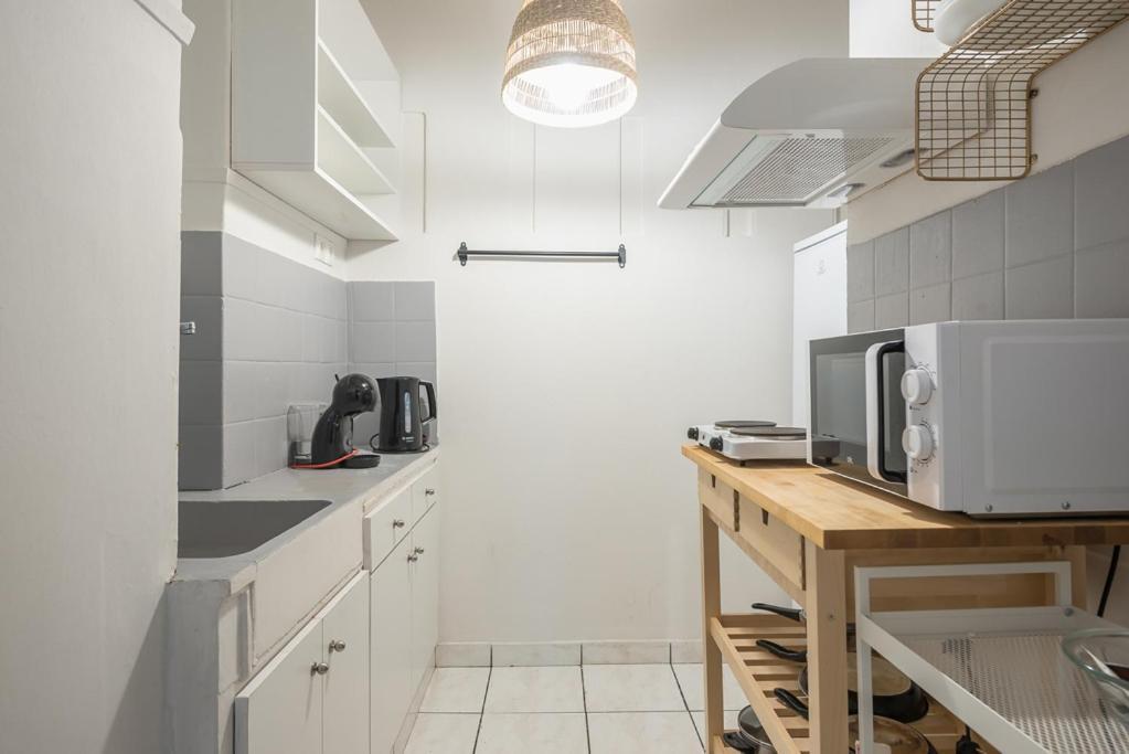 Pame Rentals - 2Bd Home, 4 Min To Acropolis Athena Bagian luar foto
