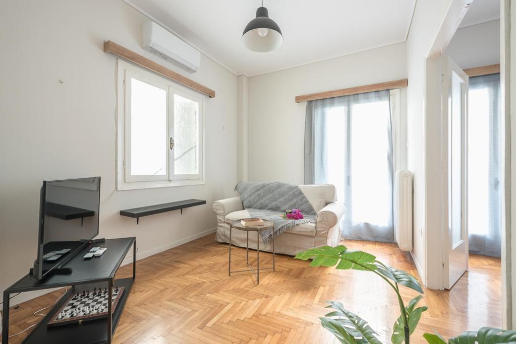 Pame Rentals - 2Bd Home, 4 Min To Acropolis Athena Bagian luar foto